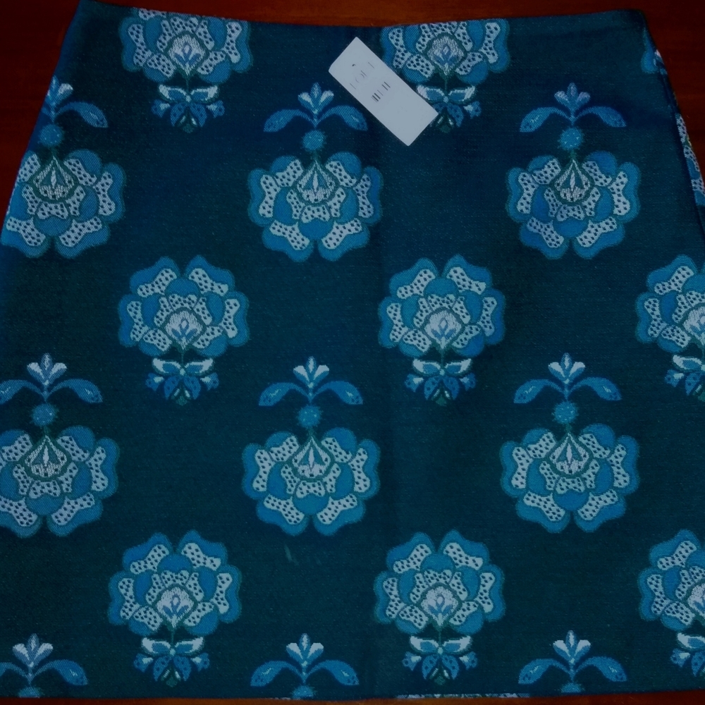 Loft Navy Blue Floral Print Mini Skirt NWT Size 8